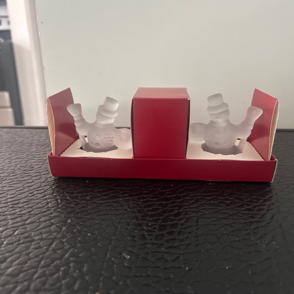 Williams Sonoma SNOWMAN Tiny Taper Holders